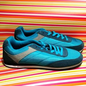 New old Navy active Sneakers shoes